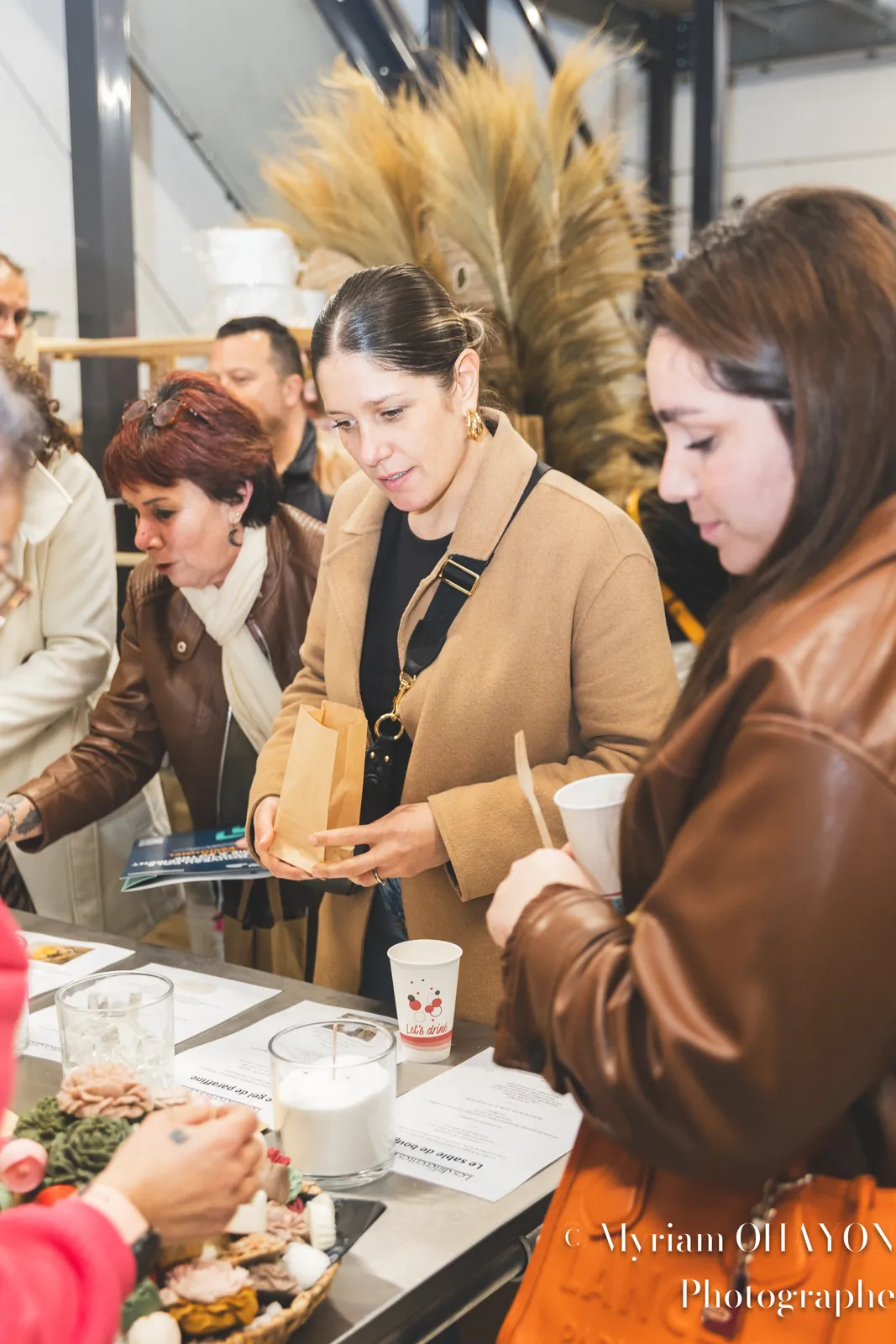 Convivialité entre adhérents, soirée Réseau Actif « Au cœur des entreprises » chez JL Perfume, Montauroux