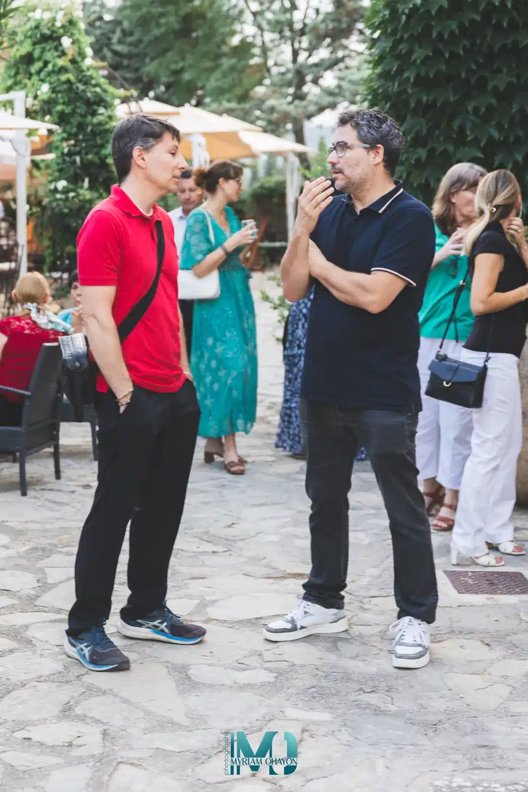 Discussions entre professionnels, soirée Réseau Actif « Au cœur des entreprises » chez Moulin de la Camandoule, Fayence